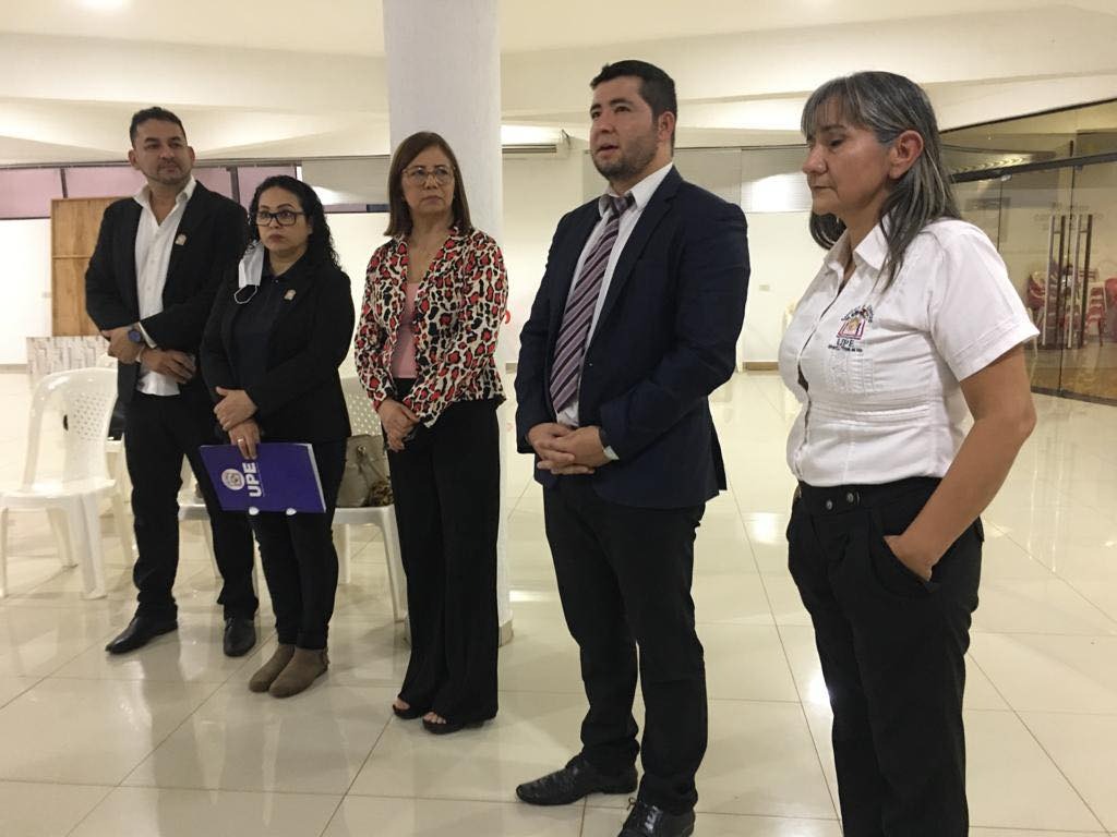 Convenio de cooperación entre Colegio de Contadores del Paraguay, Filial Alto Paraná y la Facultad de Ciencias Administrativas y Contables de la UPE